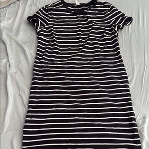 Old Navy Black and White Short Sleeve Mini Dress